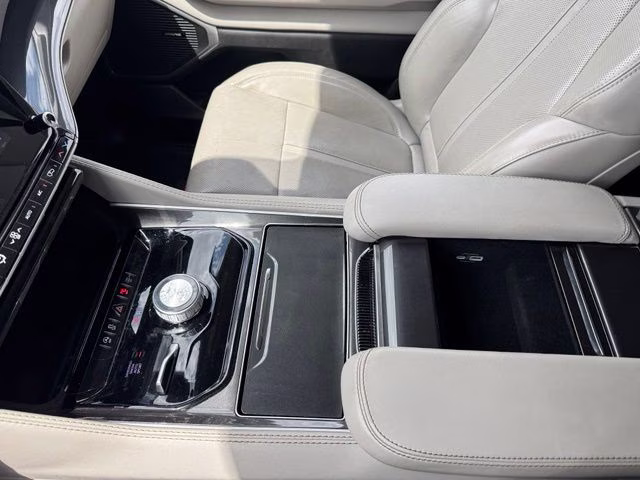 2022 Diamond Black Jeep Wagoneer Series I 4X4 SUV