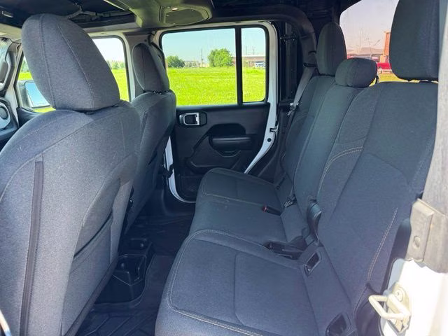 2024 Bright White Clearcoat Jeep Gladiator Sport S 4X4 Truck