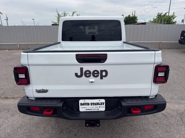 2026 Bright White Clearcoat Jeep Gladiator Rubicon 4X4 Truck