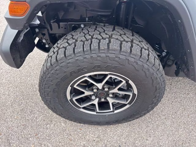 2026 Bright White Clearcoat Jeep Gladiator Rubicon 4X4 Truck