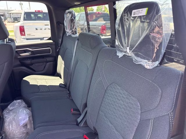 2026 Diamond Black Crystal Pearlcoat Ram 1500 Big Horn/Lone Star RWD Truck