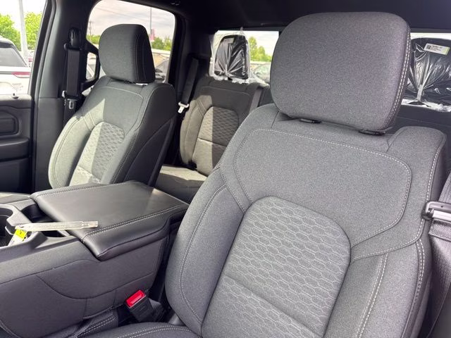 2026 Diamond Black Crystal Pearlcoat Ram 1500 Tradesman 4X4 Truck