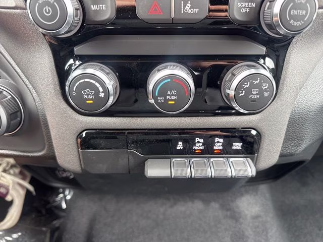 2026 Diamond Black Crystal Pearlcoat Ram 1500 Tradesman 4X4 Truck
