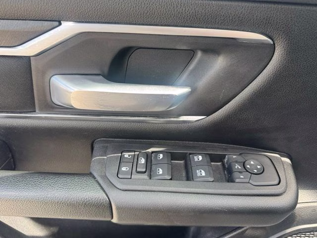 2025 Bright White Clearcoat Ram 1500 Big Horn/Lone Star 4X4 Truck