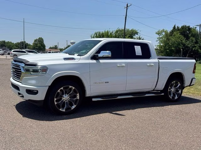 2022 Bright White Clearcoat Ram 1500 Limited 4X4 Truck