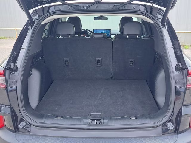 2023 Black Metallic Ford Escape Plug-In Hybrid Base FWD SUV