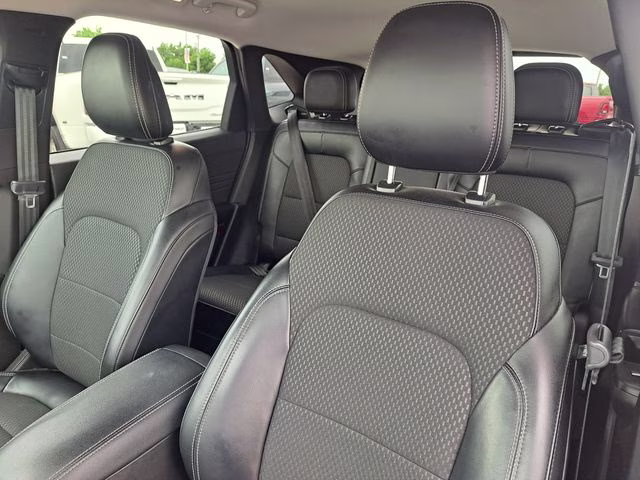 2023 Black Metallic Ford Escape Plug-In Hybrid Base FWD SUV
