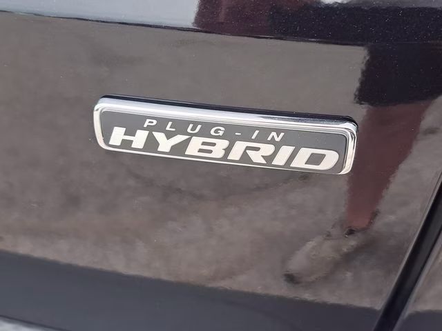 2023 Black Metallic Ford Escape Plug-In Hybrid Base FWD SUV