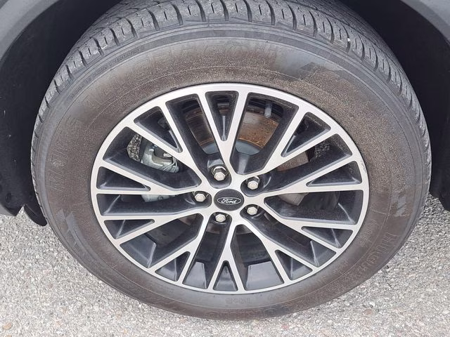 2023 Black Metallic Ford Escape Plug-In Hybrid Base FWD SUV