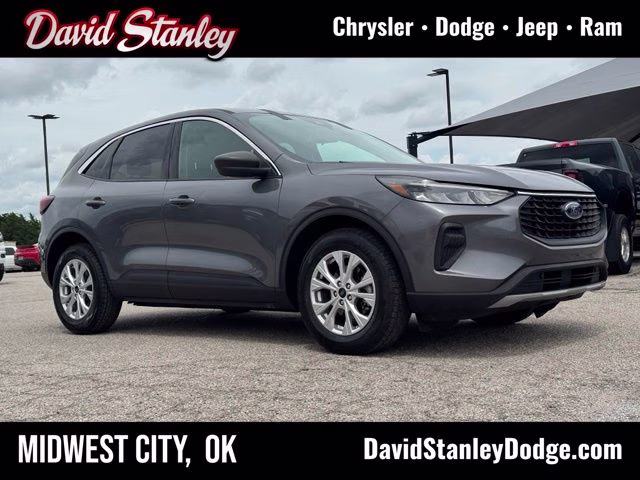 2024 Gray Metallic Ford Escape Active FWD SUV
