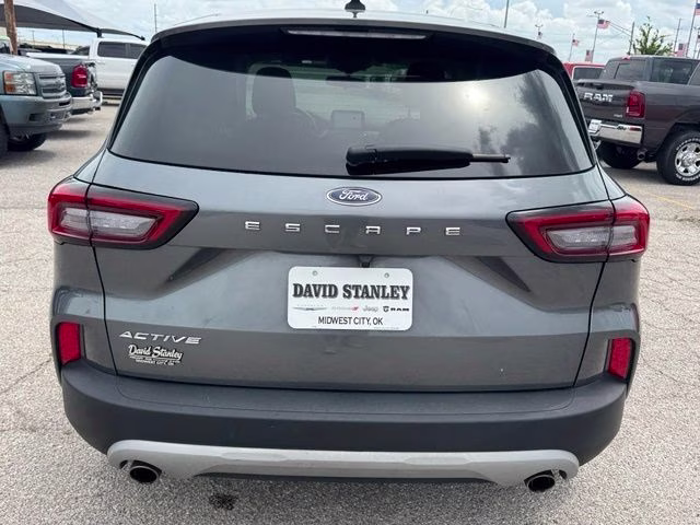 2024 Gray Metallic Ford Escape Active FWD SUV