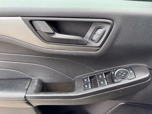 2024 Gray Metallic Ford Escape Active FWD SUV
