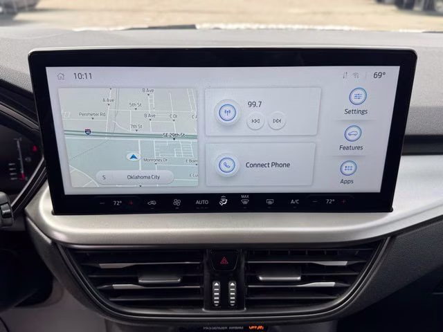 2024 Oxford White Ford Escape Active FWD SUV