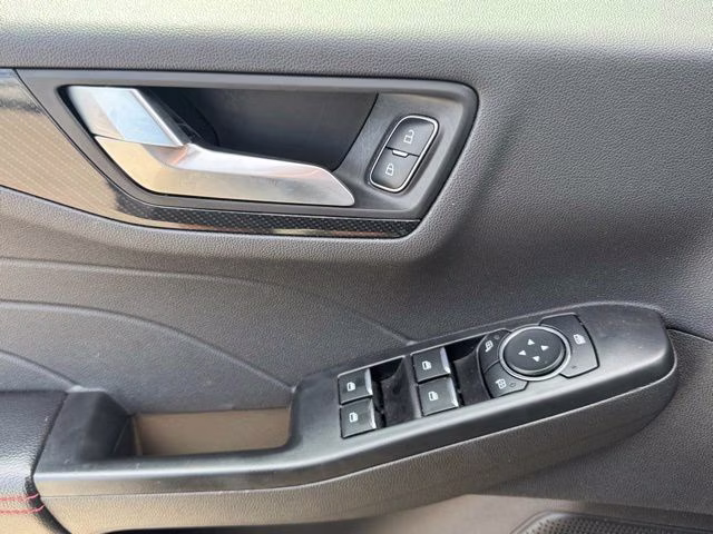 2025 Gray Metallic Ford Escape ST-Line FWD SUV