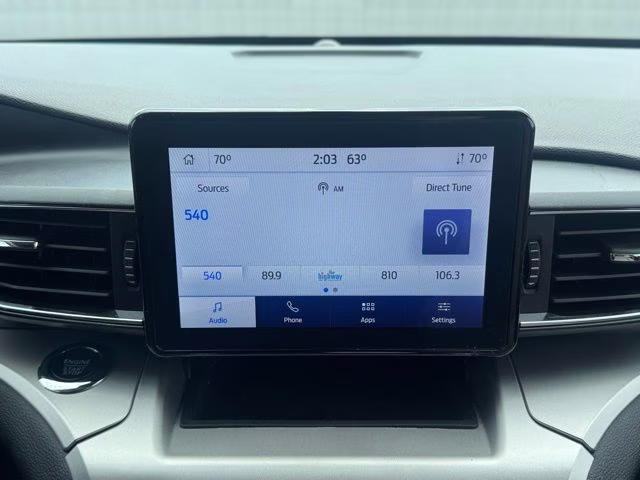 2022 Gray Metallic Ford Explorer XLT RWD SUV