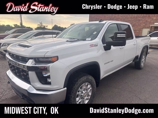 2021 Summit White Chevrolet Silverado 2500HD LT 4X4 Truck
