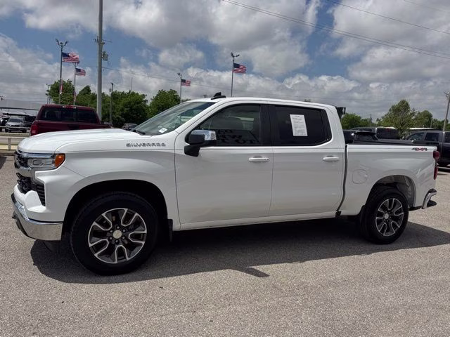 2023 Summit White Chevrolet Silverado 1500 LT 4X4 Truck
