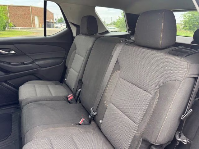 2019 Black Metallic Chevrolet Traverse LT FWD SUV