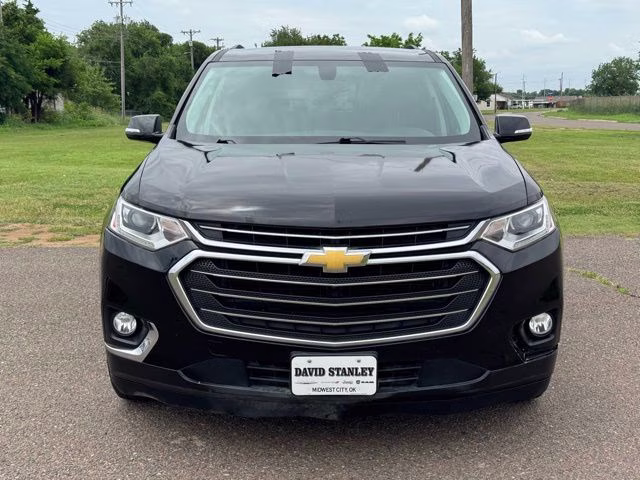 2019 Black Metallic Chevrolet Traverse LT FWD SUV
