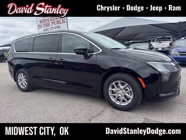 2027 Diamond Chrysler Pacifica Select FWD Van