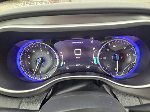 2025 Diamond Black Chrysler Pacifica Select FWD Van