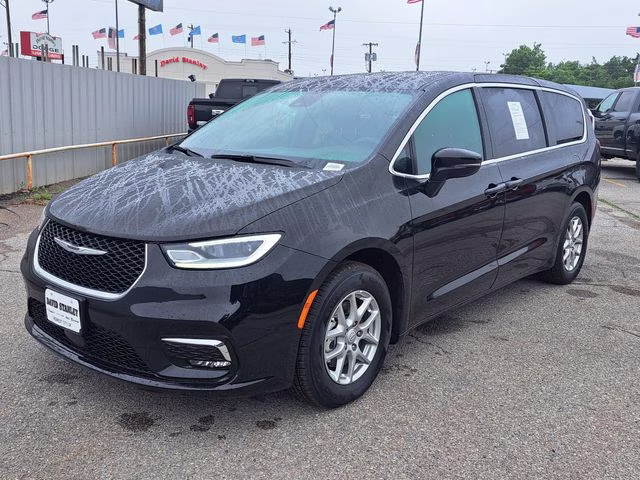 2025 Diamond Black Chrysler Pacifica Select FWD Van