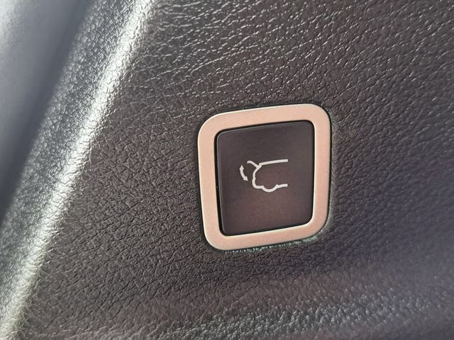 2025 Diamond Black Chrysler Pacifica Select FWD Van