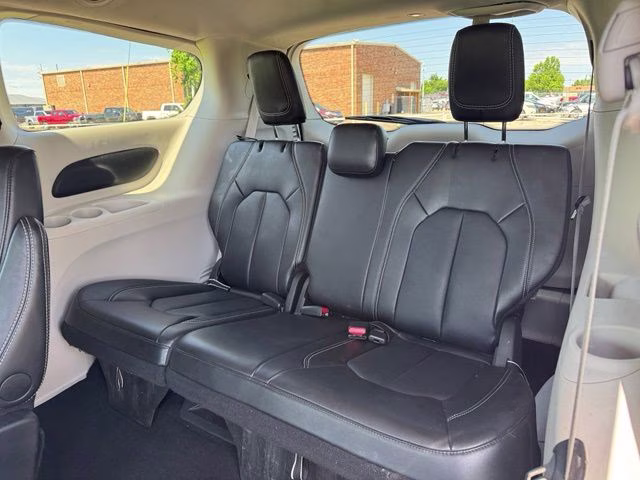 2024 Silver Mist Clearcoat Chrysler Pacifica Touring L FWD Van