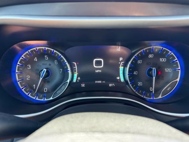 2025 Diamond Black Chrysler Pacifica Select FWD Van