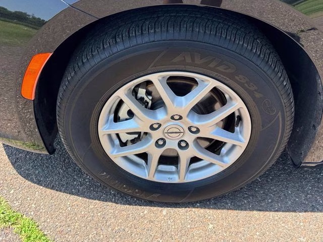 2025 Diamond Black Chrysler Pacifica Select FWD Van