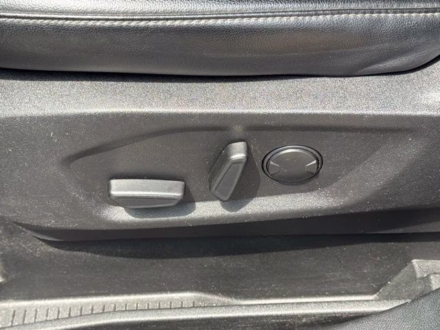 2022 Black Metallic Ford Edge SEL AWD SUV