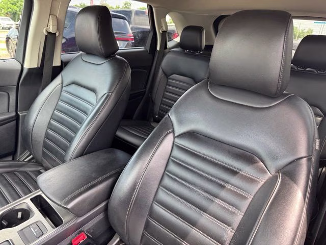 2022 Black Metallic Ford Edge SEL AWD SUV