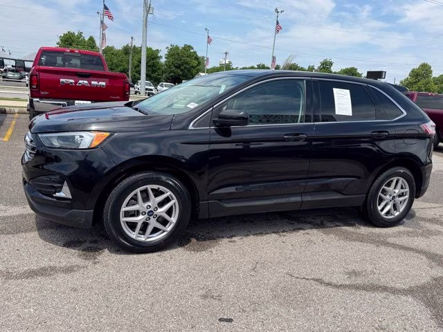 2022 Black Metallic Ford Edge SEL AWD SUV