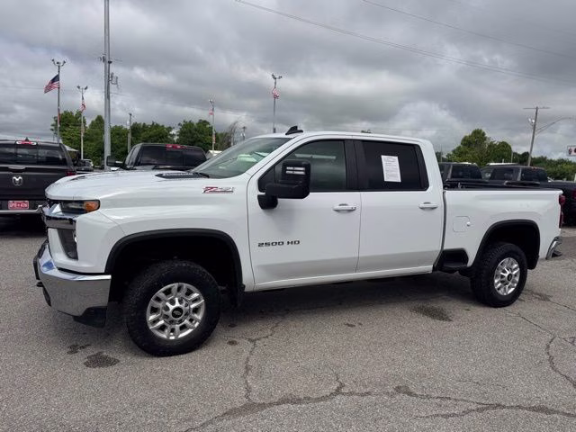 2022 Summit White Chevrolet Silverado 2500HD LT 4X4 Truck