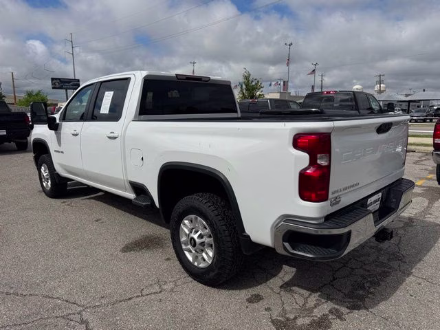 2022 Summit White Chevrolet Silverado 2500HD LT 4X4 Truck