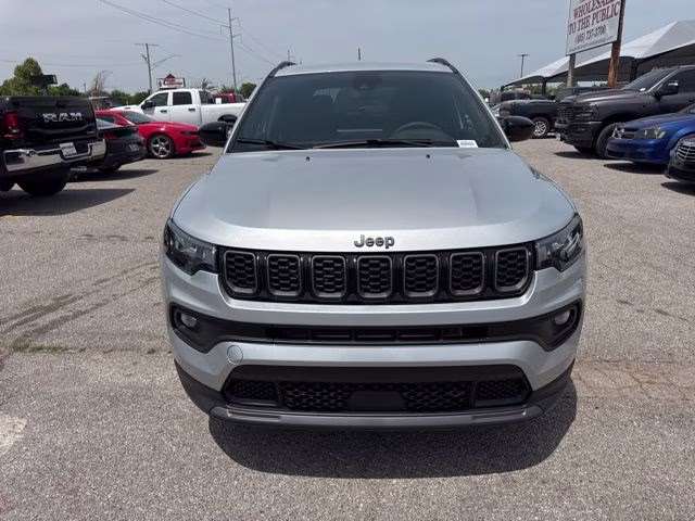 2026 Silver Zynith Metallic Clearcoat Jeep Compass Latitude 4X4 SUV
