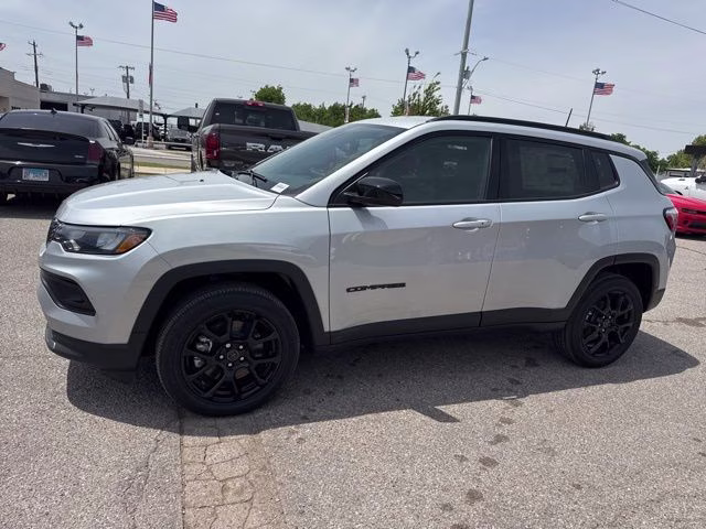 2026 Silver Zynith Metallic Clearcoat Jeep Compass Latitude 4X4 SUV