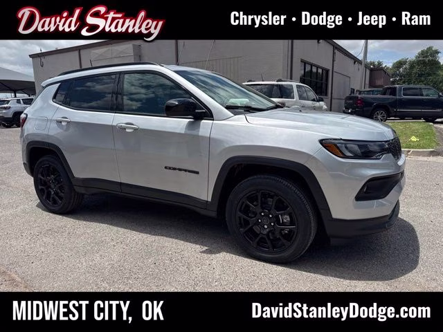 2026 Silver Zynith Metallic Clearcoat Jeep Compass Latitude 4X4 SUV