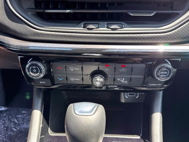2026 Joose Jeep Compass Latitude 4X4 SUV
