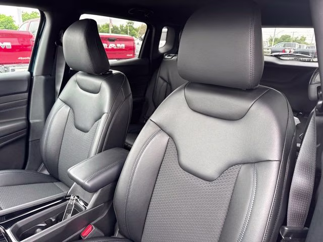 2026 Blue Pearl Jeep Compass Latitude 4X4 SUV