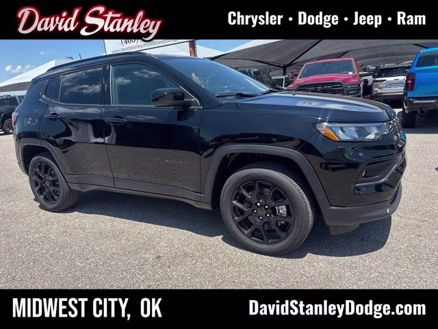 2026 Diamond Black Crystal Pearlcoat Jeep Compass Latitude 4X4 SUV