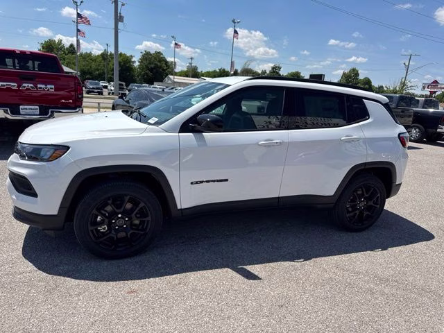 2026 Bright White Clearcoat Jeep Compass Latitude 4X4 SUV