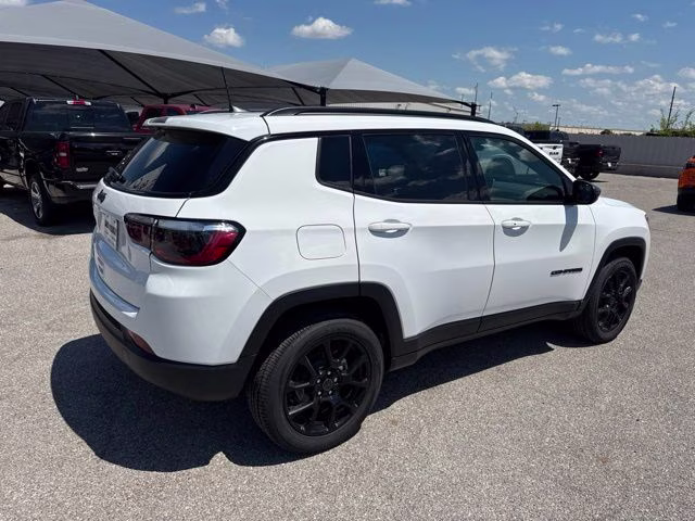 2026 Bright White Clearcoat Jeep Compass Latitude 4X4 SUV