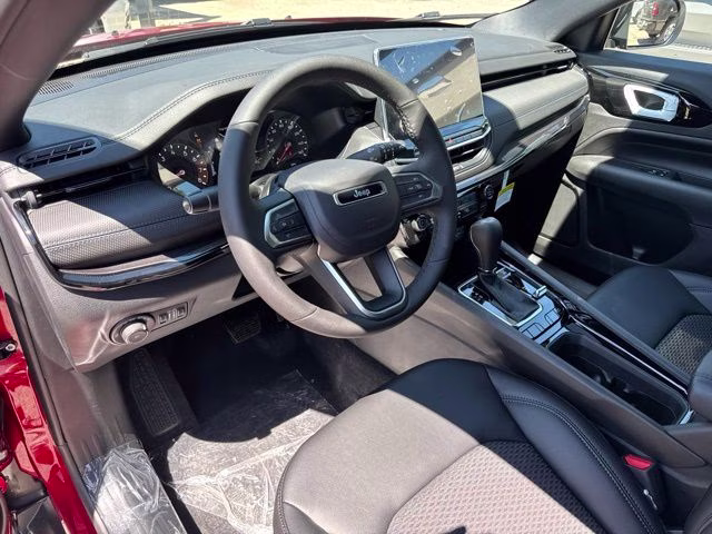 2026 Red Hot Pearlcoat Jeep Compass Latitude 4X4 SUV