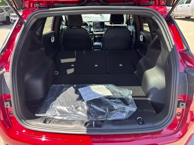 2026 Red Hot Pearlcoat Jeep Compass Latitude 4X4 SUV