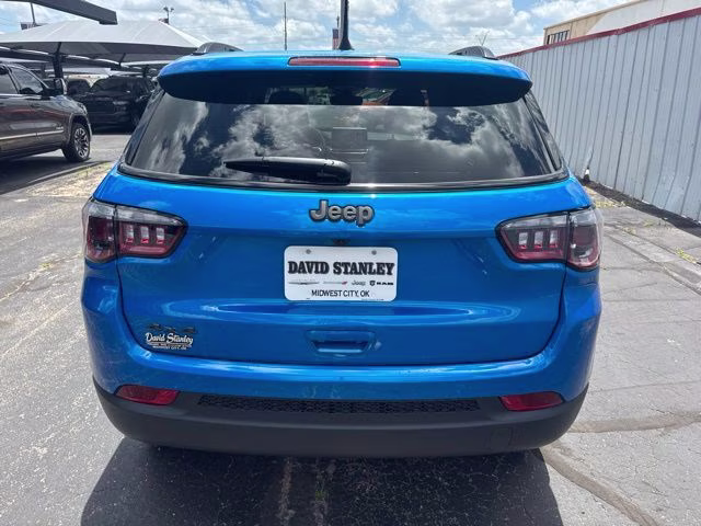 2026 Hydro Blue Pearlcoat Jeep Compass Latitude 4X4 SUV