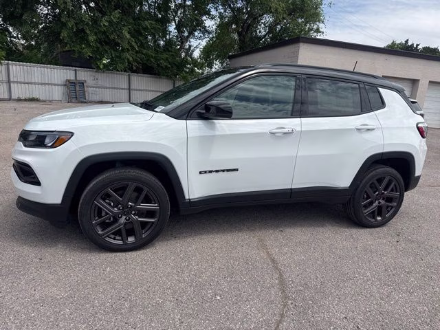 2026 Bright White Clearcoat Jeep Compass Limited 4X4 SUV