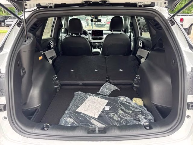 2026 Bright White Clearcoat Jeep Compass Limited 4X4 SUV