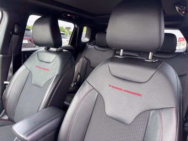 2023 Bright White Clearcoat Jeep Compass Trailhawk 4X4 SUV