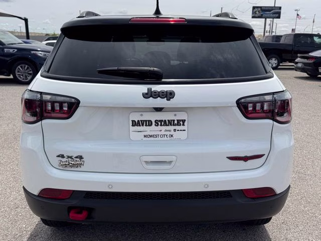 2023 Bright White Clearcoat Jeep Compass Trailhawk 4X4 SUV